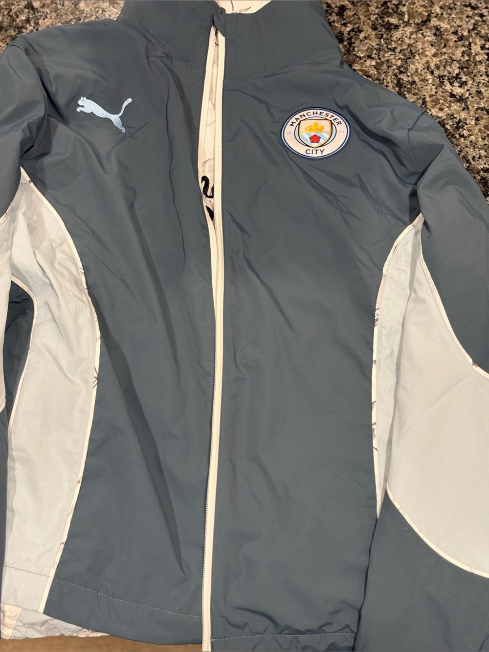PUMA KidSupper Manchester City Football Club Reversible Jacket Mens